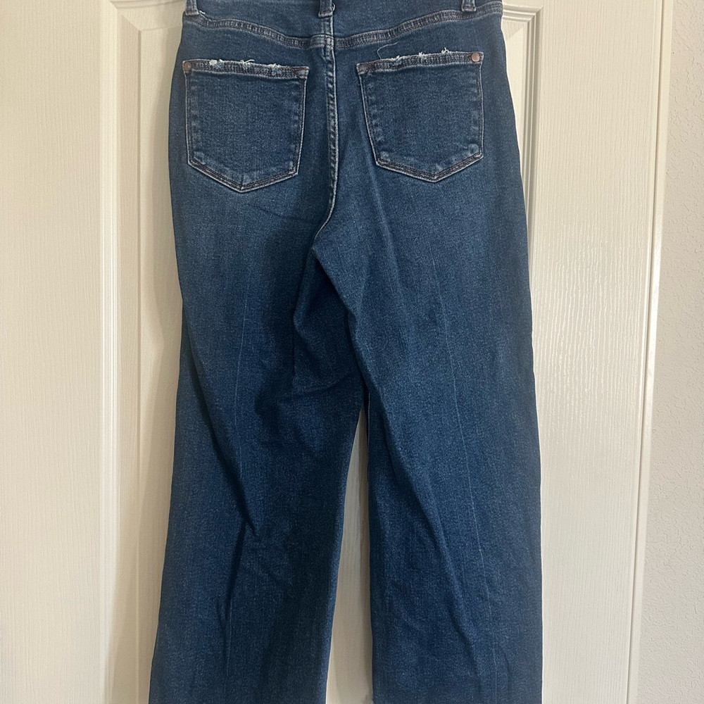 Judy Blue Wide Leg Cropped Jeans - Picture 4 of 11